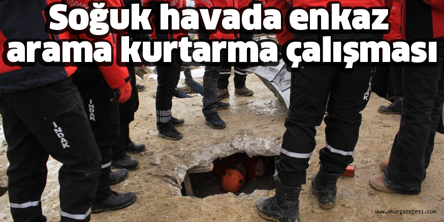Soğuk havada enkaz arama kurtarma çalışması
