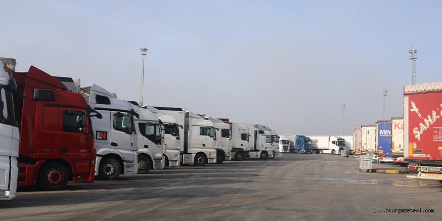 Türkiye’nin ihracat rakamı “yükü çeken” tır şoförlerini gururlandırdı