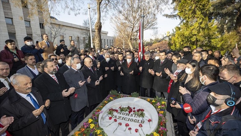 Muhsin Yazıcıoğlu kabri başında anıldı