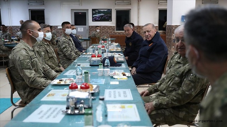 Cumhurbaşkanı Erdoğan’dan Mehmetçiğe iftar sürprizi