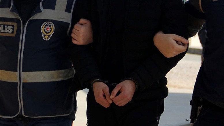 Metropollerde eylem yapmayı planlayan 2 PKK’lı, 3 kilo patlayıcıyla yakalandı