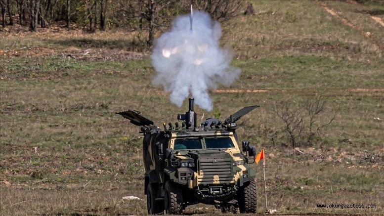 Türk zırhlısı yurt dışında havan attı
