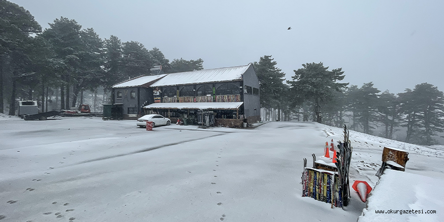 Uludağ’a nisan ayında kar yağdı
