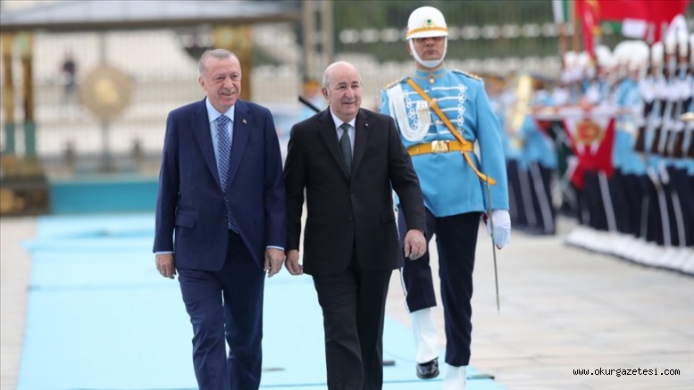 Cumhurbaşkanı Erdoğan, Cezayir Cumhurbaşkanı Tebbun’u resmi törenle karşıladı