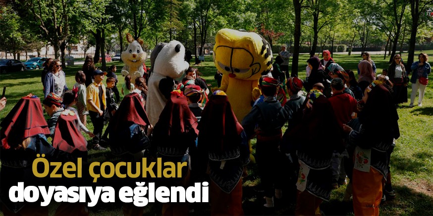 Özel çocuklar doyasıya eğlendi