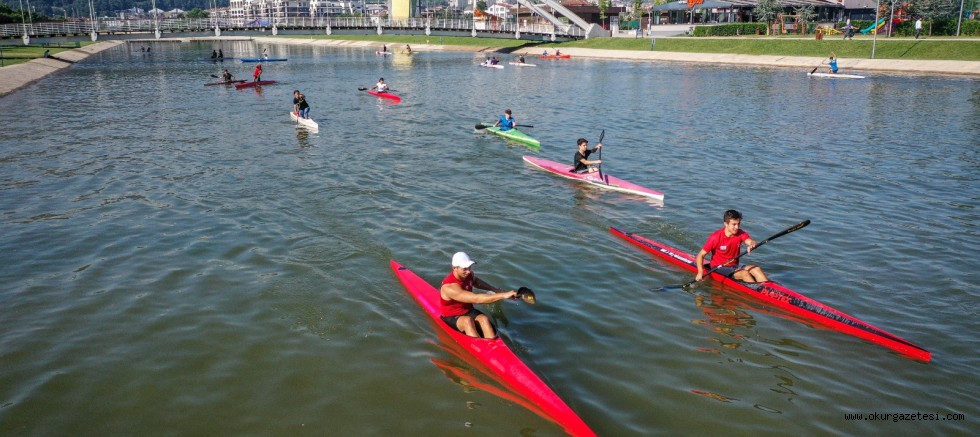 Genç kanocular Dünya Şampiyonası’na Nilüfer Çayı’nda hazırlanıyor