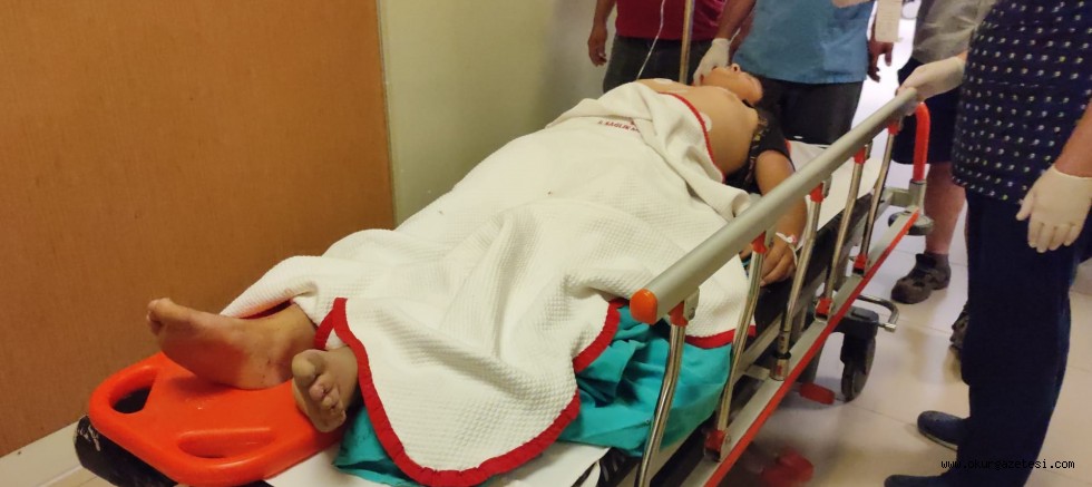 Otomobil ile çarpışan motosikletin sürücüsü yaralandı