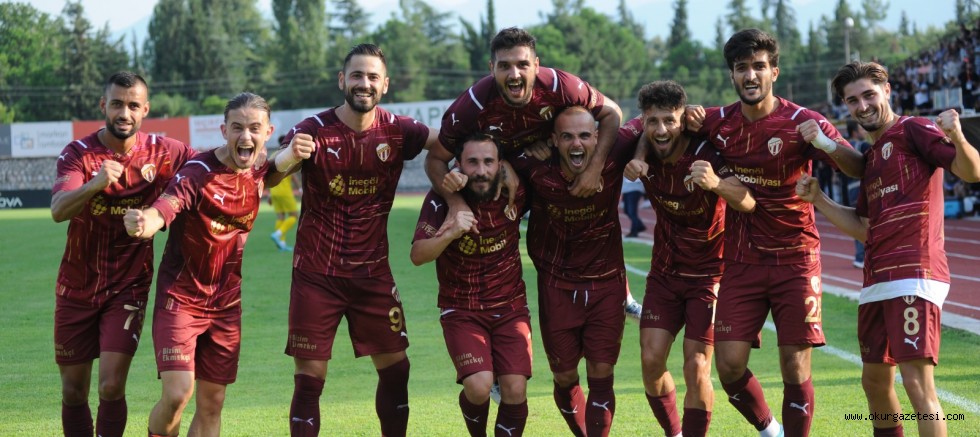 İnegölspor, ligin ilk maçında evinde ağırladığı Bayburt Özel İdare Spor ‘ u 3-0 mağlup etti.