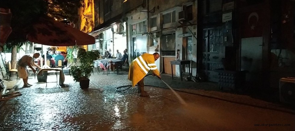 Selden etkilenen Mudanya’da temizlik çalışmaları devam ediyor