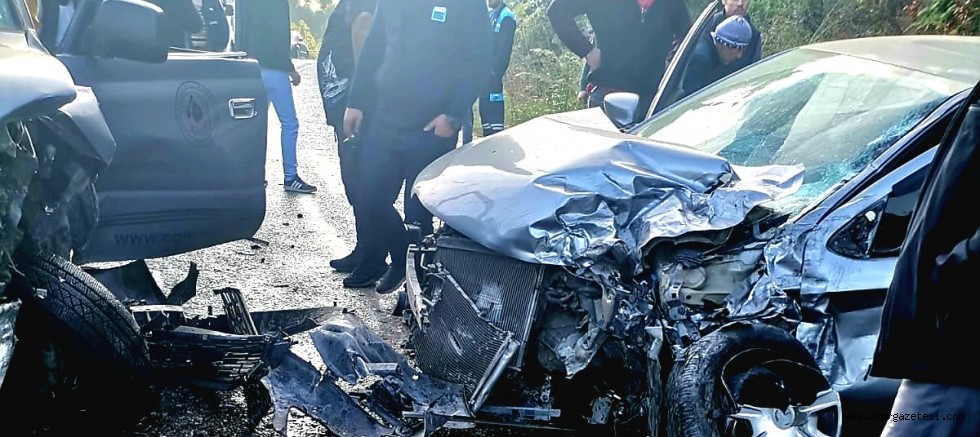 Otomobil ile cipin çarpıştığı kazada 6 kişi yaralandı