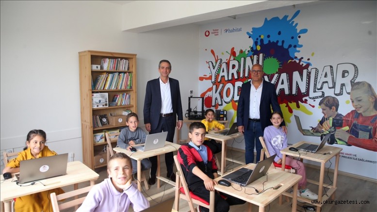 Vodafone köy çocuklarına teknolojiyi kullanarak “hayal etmeyi” öğretiyor