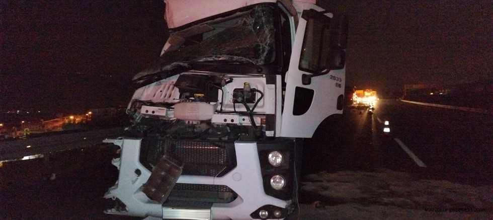 Arızalanan aracından inen tanker sürücüsü kamyonun çarpması sonucu hayatını kaybetti