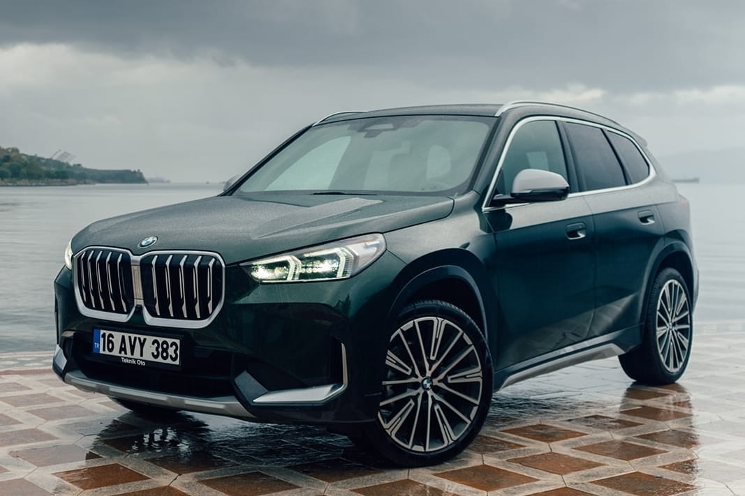 Dünyaca ünlü marka TOGG’u taklit etti, Gemlik sahilinde fotoğraf paylaştı