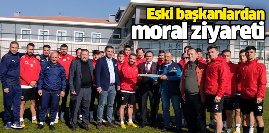 Eski başkanlardan moral ziyareti
