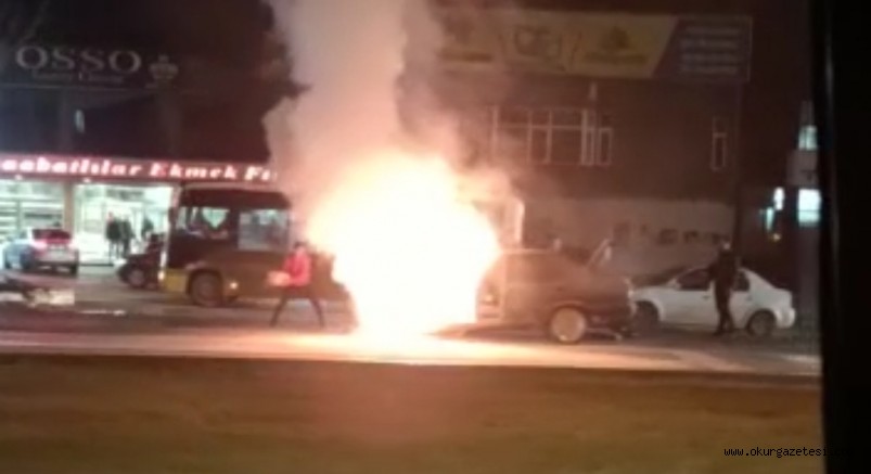 Seyir halindeki araç alev aldı