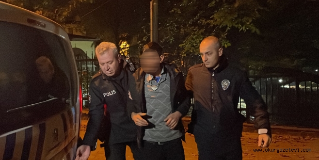 Tarihi caminin bakır levhalarını çalmaya çalışan 2 şüpheli yakalandı