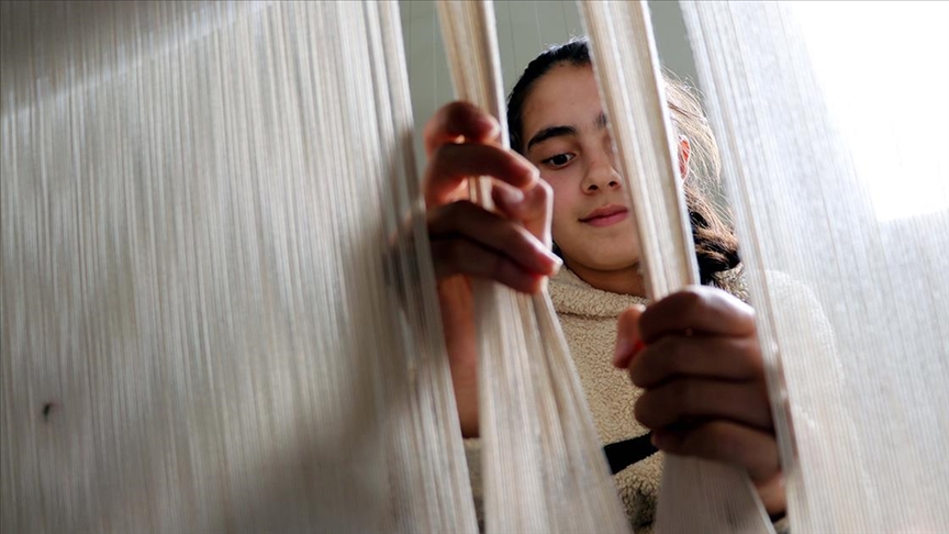 Savaş mağduru Ahıska Türkü kadınlar Türkiye’de meslek öğreniyor