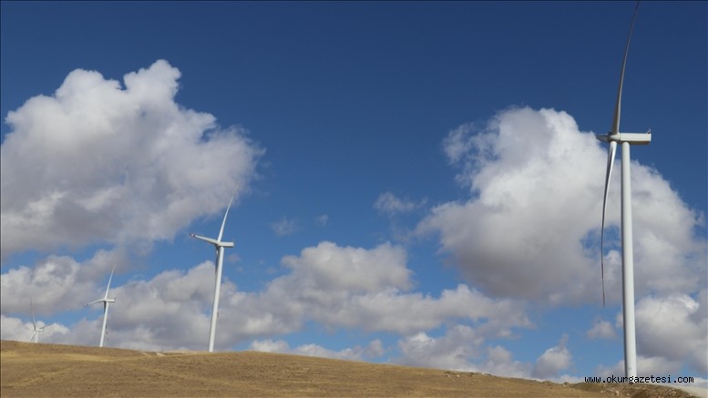 Türkiye’de elektrik kurulu gücünün yaklaşık yüzde 54’ü yenilenebilir enerjiden oluşuyor