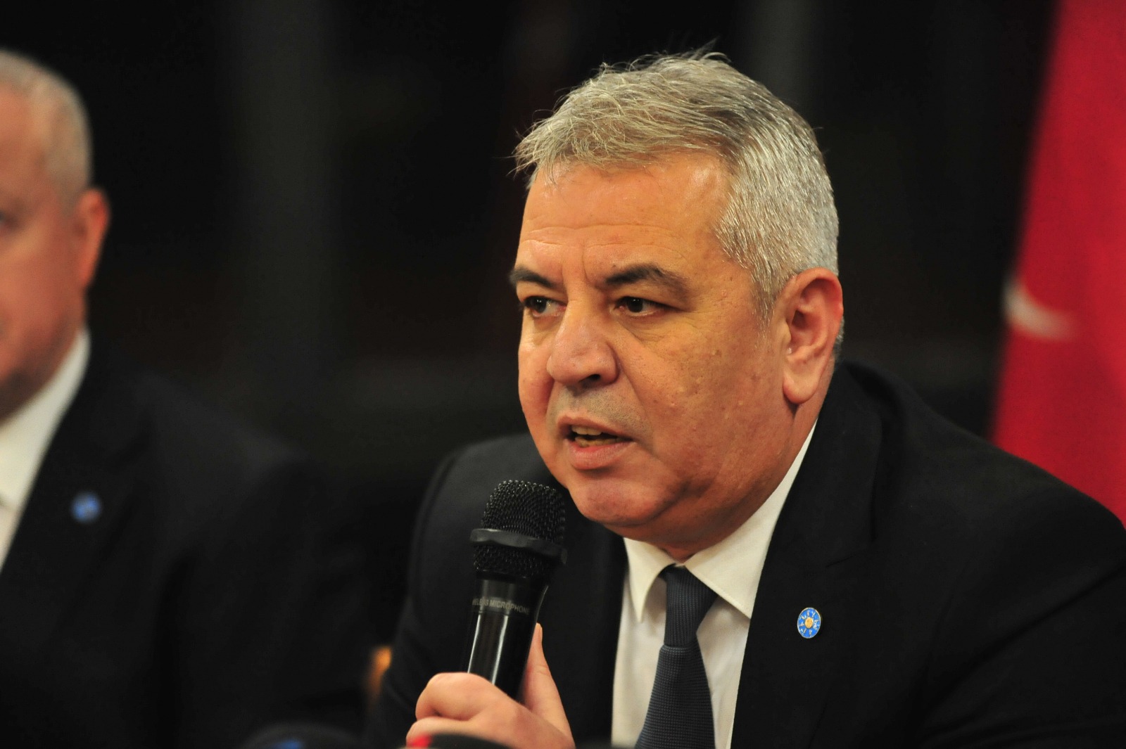 İyi Parti sahaya iniyor