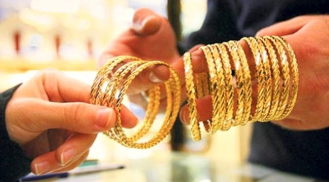 Kuyumcuları sahte bilezik satarak dolandıran kadın yakalandı