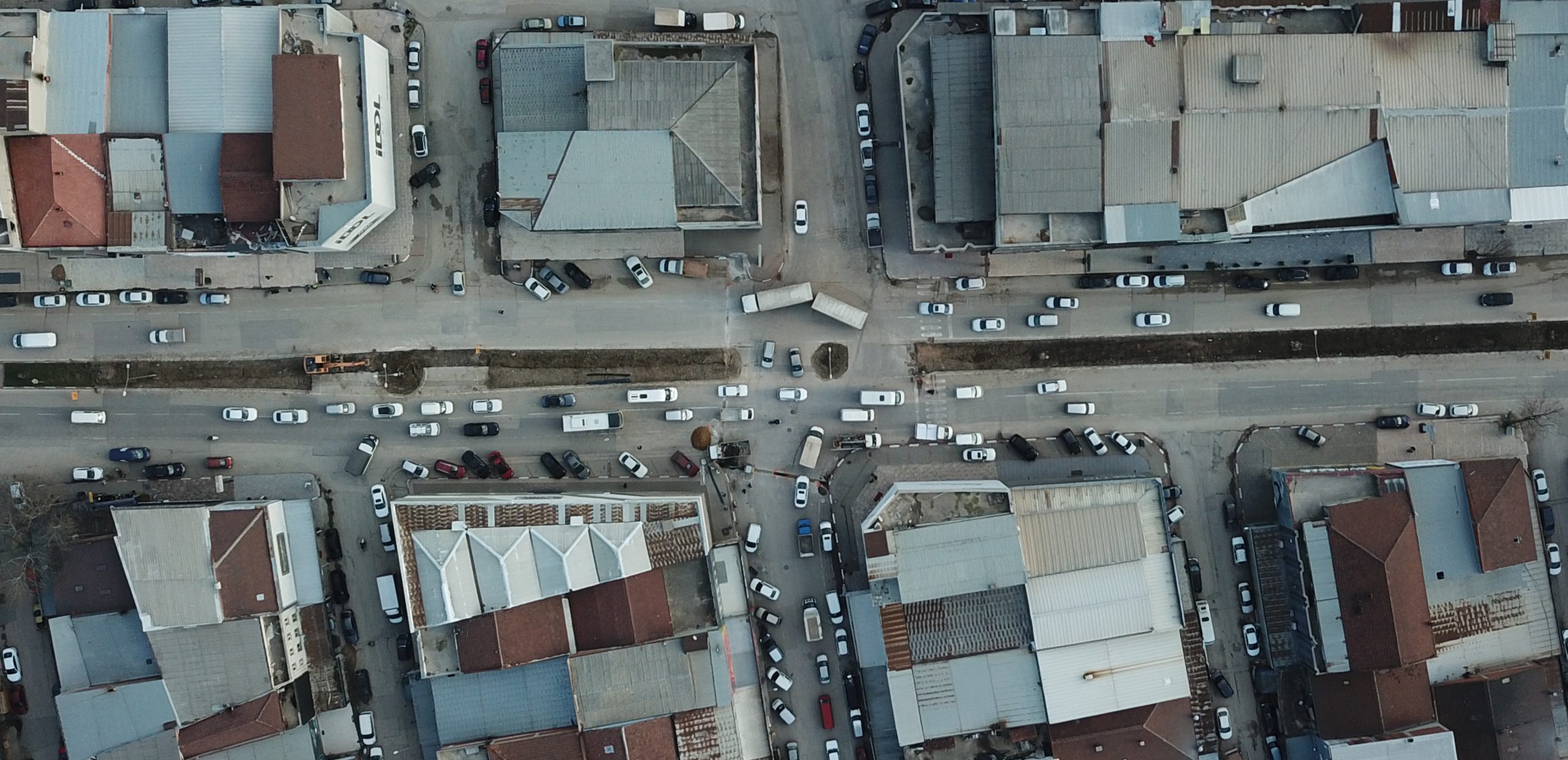 Ertuğrulgazi Caddesi esnafları dertli 5 gündür bazı işletmeler susuz kaldı