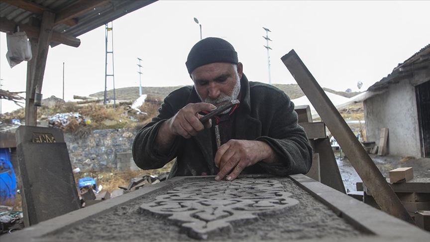 “Ahlat Taş İşçiliği Geleneği”nin UNESCO Somut Olmayan Kültürel Miras Listesi’ne girmesi sevindirdi