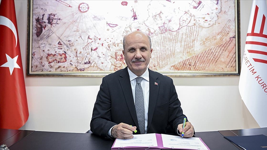 YÖK, pedagojik formasyonun tüm sınıf düzeylerinde “seçmeli ders” olmasına karar verdi