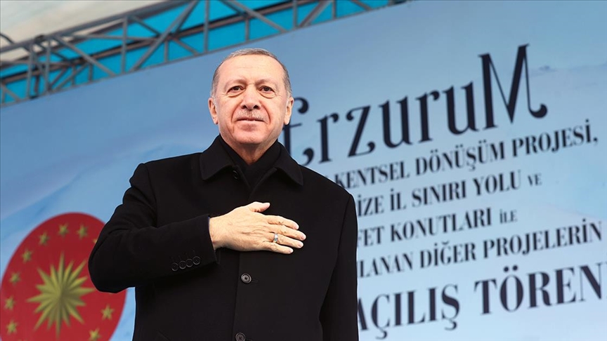 Cumhurbaşkanı Erdoğan: Karadeniz gazıyla ilgili yeni müjdeleri pazartesi günü milletimizle paylaşacağız