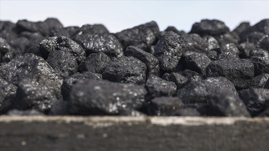 İngiltere, yeni kömür madeni onayı nedeniyle iklim politikalarında “ikiyüzlü” olmakla eleştiriliyor