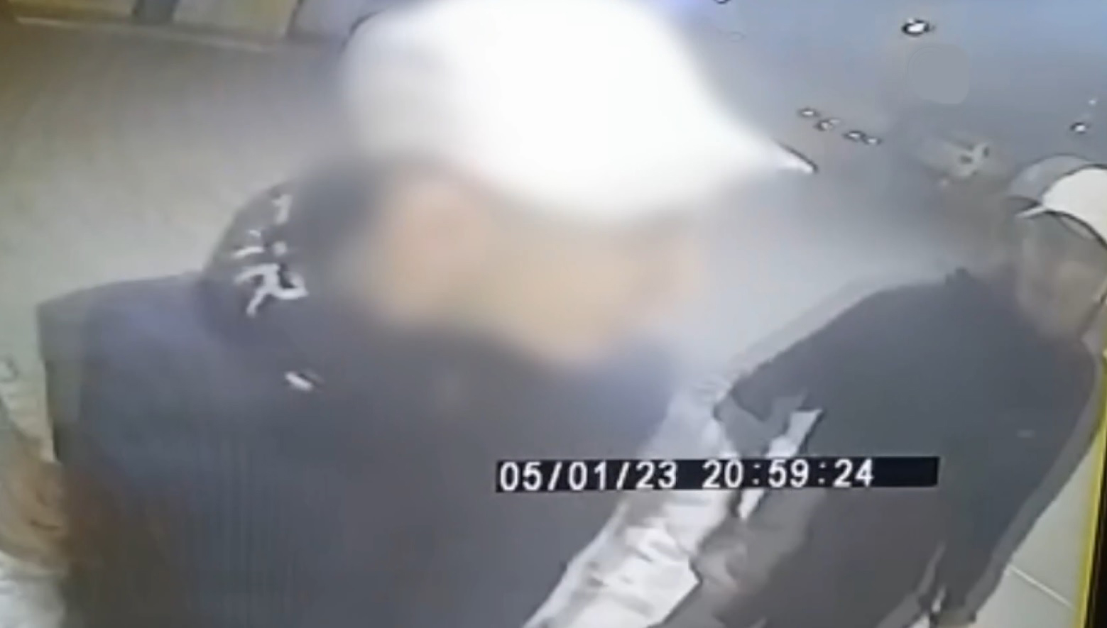 Evlerden hırsızlık yaptıkları iddiasıyla 2 zanlı tutuklandı