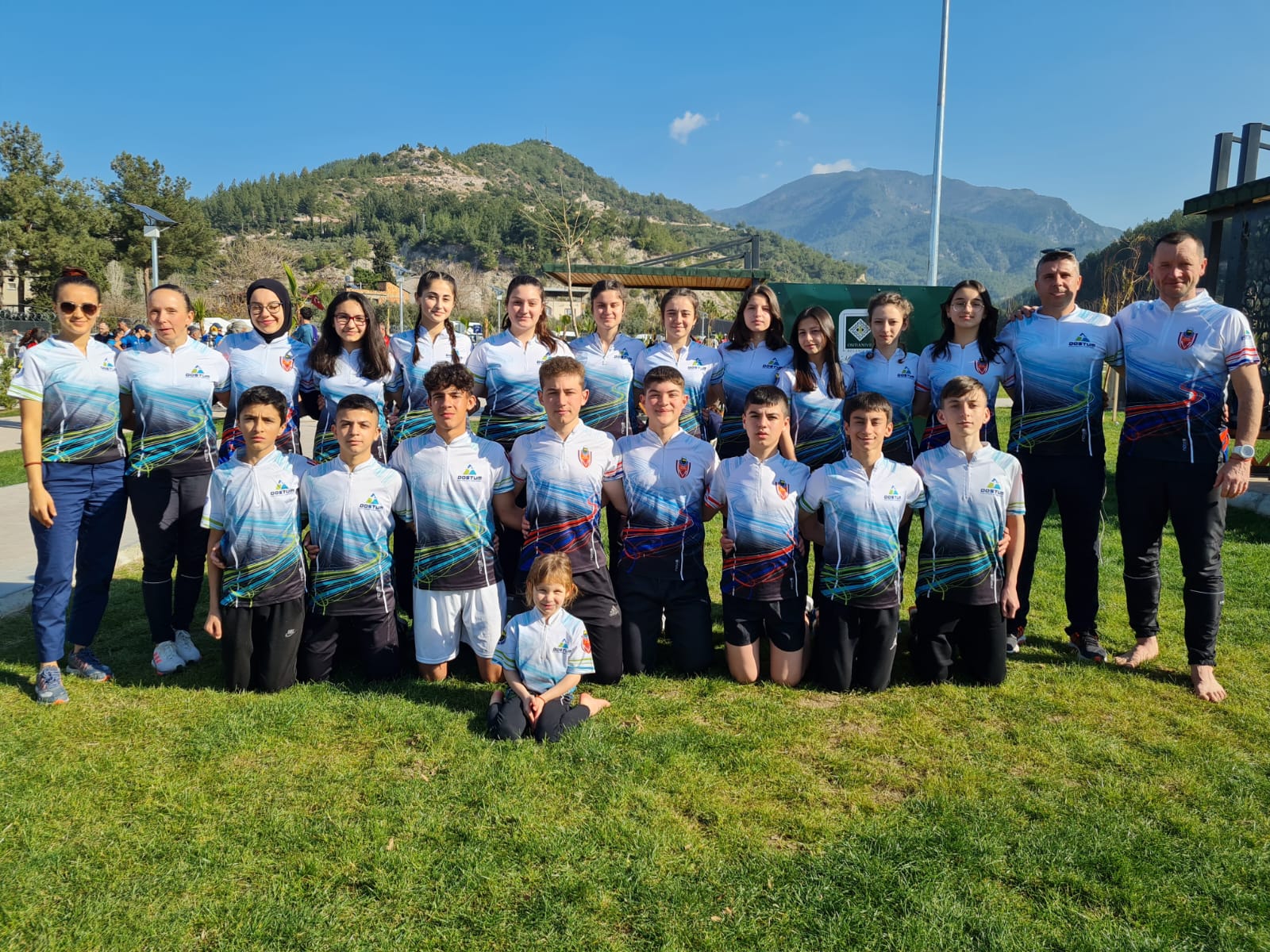 Dostum Oryantiring takımı Türkiye şampiyonasından 17 madalya ile döndü