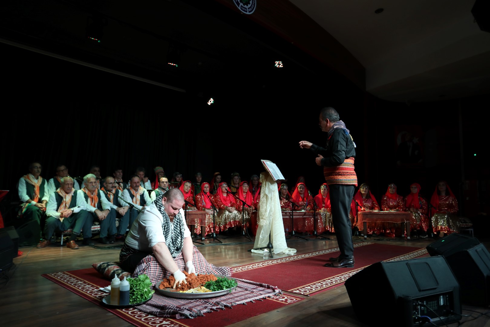 THM’nin güçlü sesi Nida Ateş sıra gecesi konseptiyle İnegöllülerle buluştu