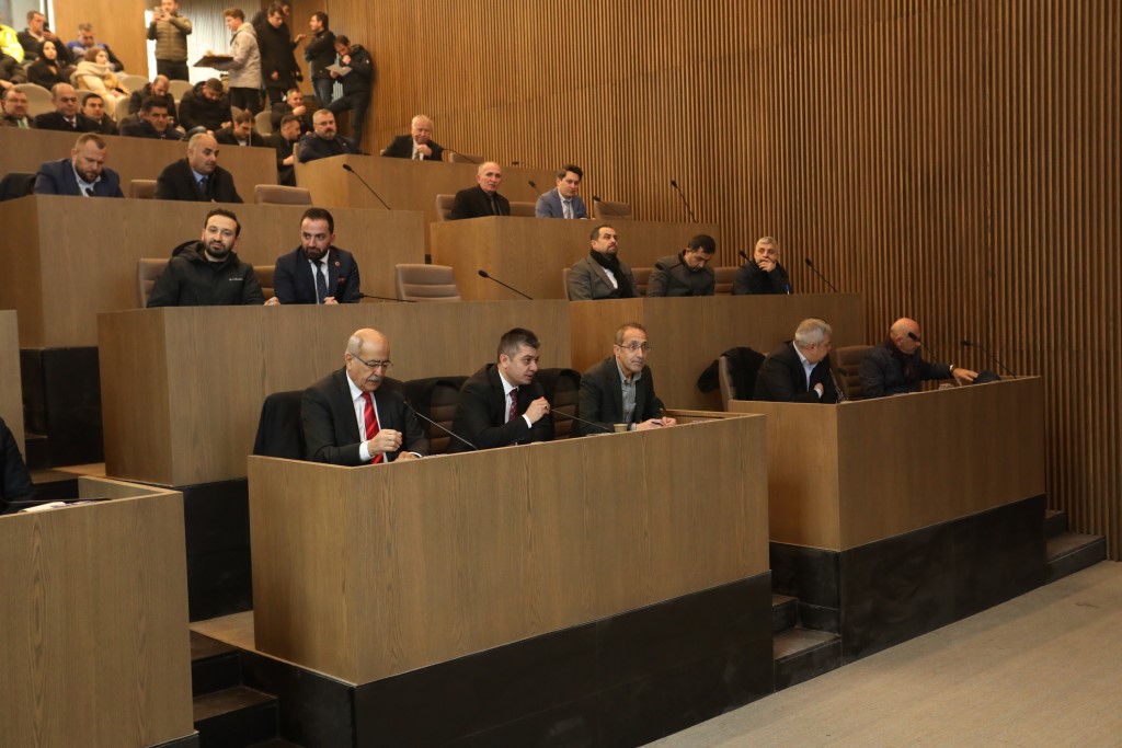 Yeni yılın ilk meclisi yeni binada yapıldı