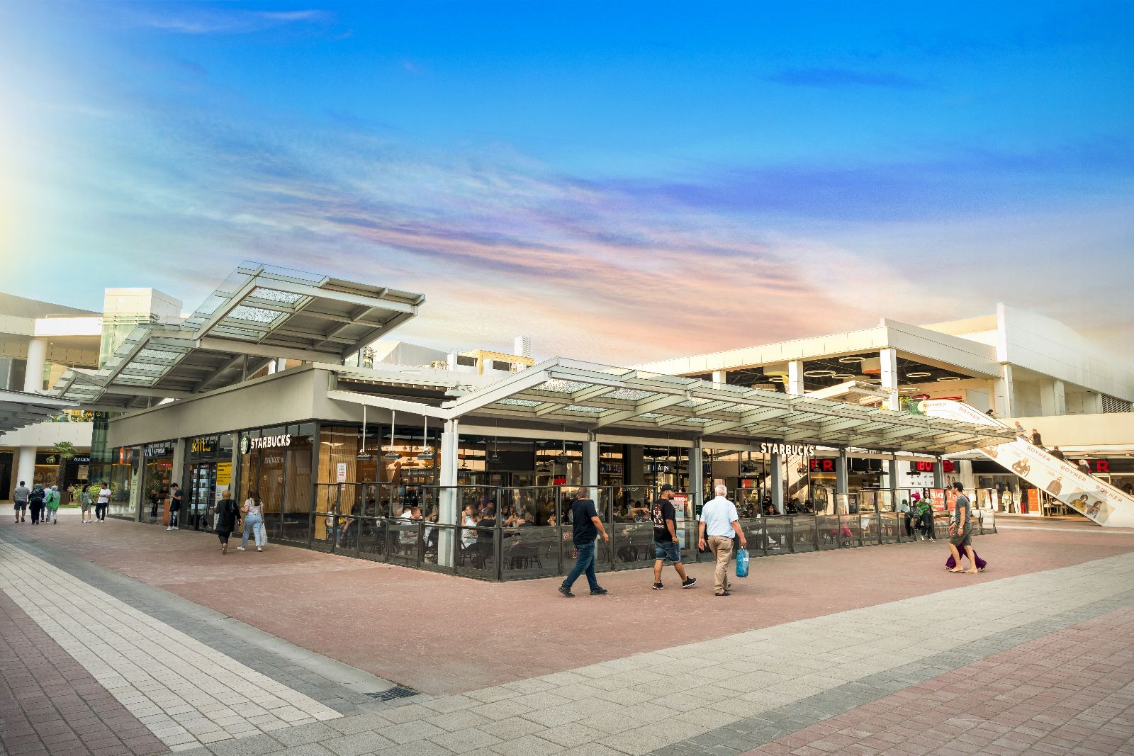 Çocuklar sömestr tatilini İnegöl AVM’de doyasıya yaşıyor