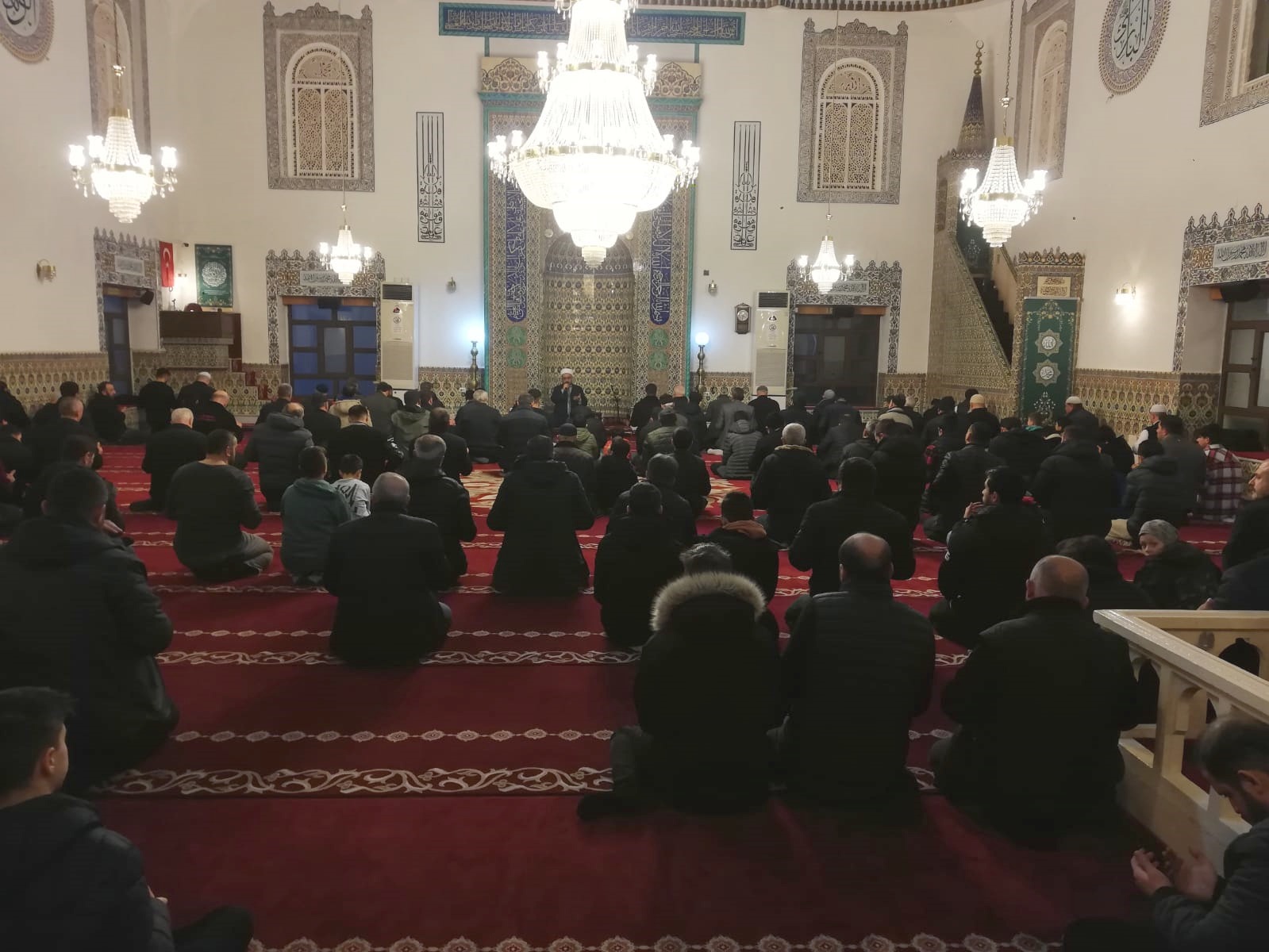 Merhum mobilyacılar için mevlit programı