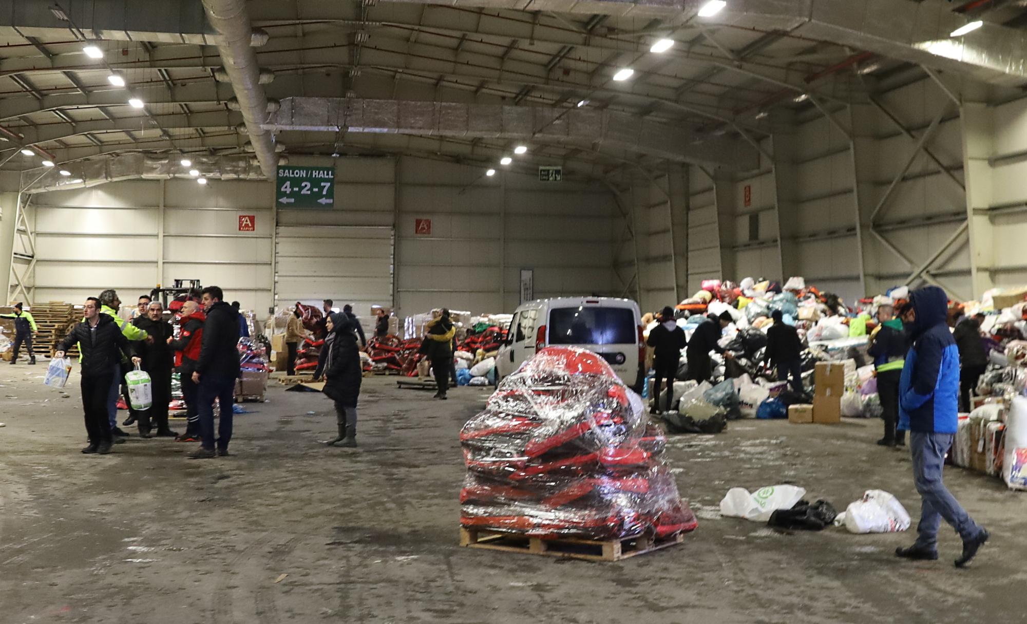 Bursa, depremzedeler için tek yürek