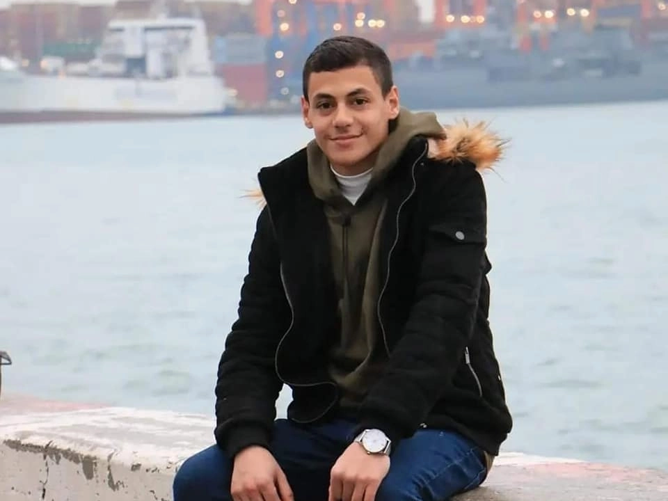 İnegöllüler deprem bölgesinden dönüşte kaza yaptı; 1 ölü 1 yaralı