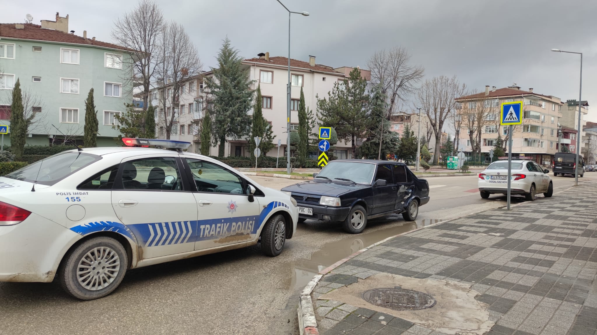 İki otomobilin karıştığı kazada 1 kişi yaralandı