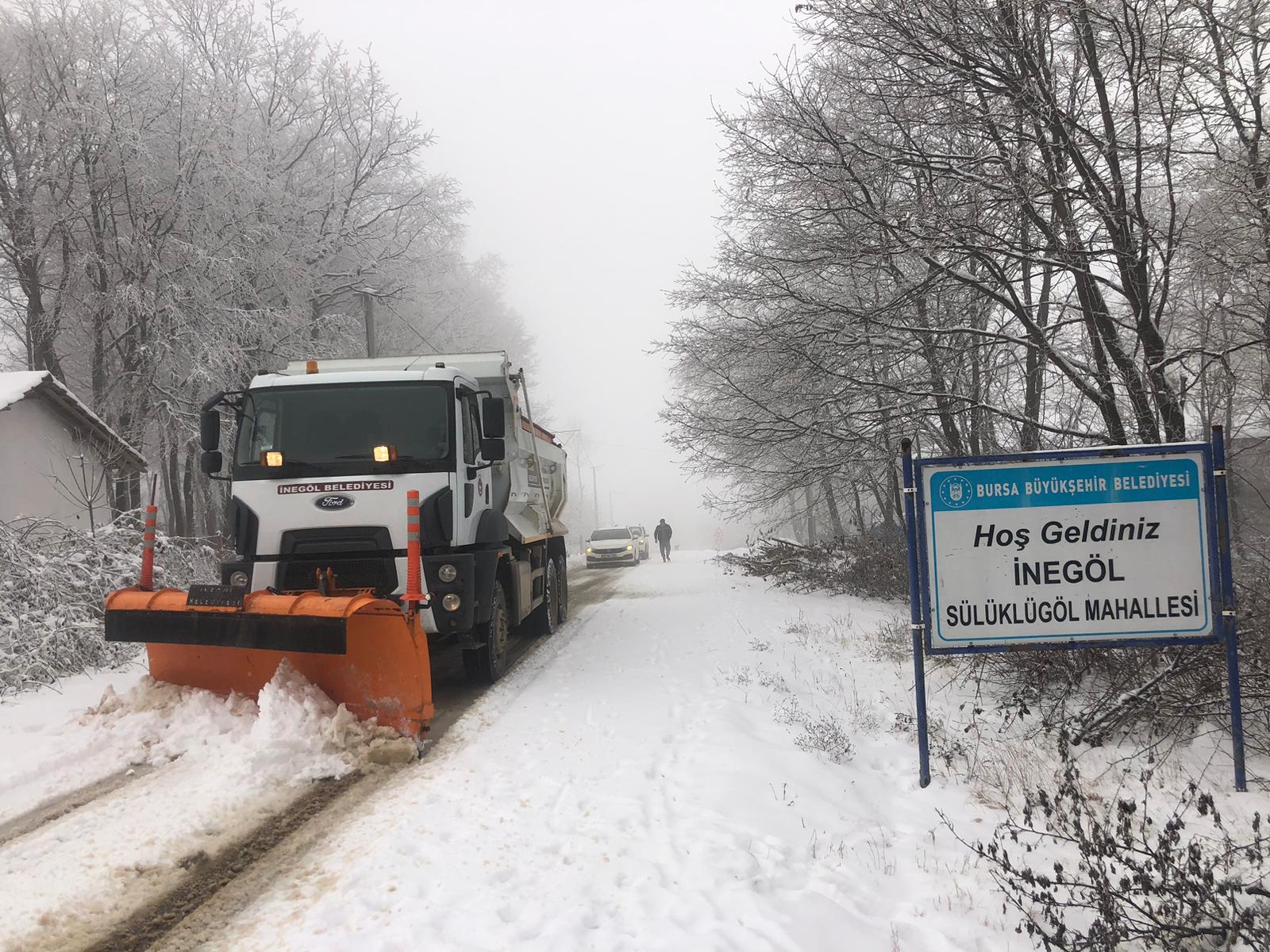 Karla kaplanan yollara anında müdahale