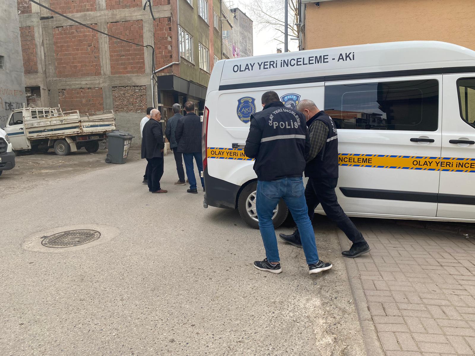 Yaşlı kadın evinde ölü bulundu