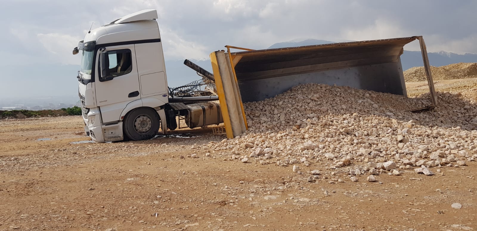 Akhisar’daki kaza korkuttu