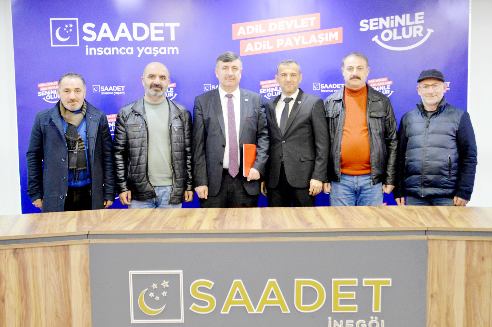 Saadet Partisi’nde aday adayları dosyalarını teslim etti