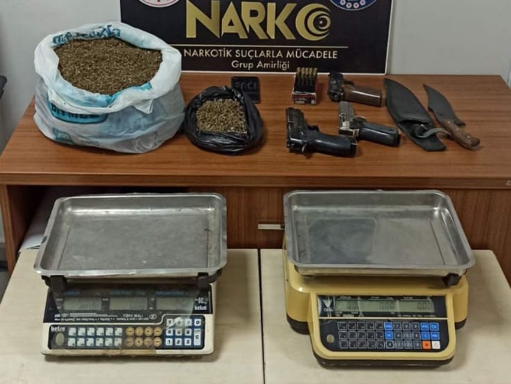 Evinde esrar ele geçirilen şüpheli gözaltına alındı