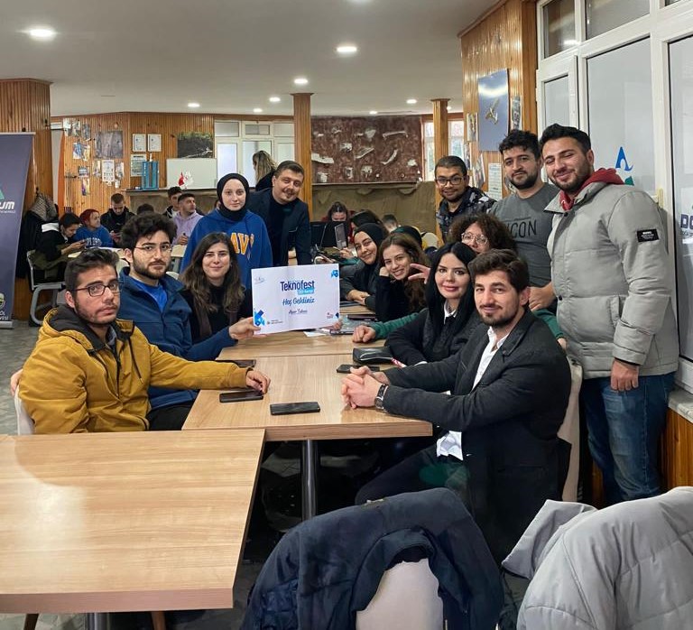 İnegöl Belediyesi 3 takımla Teknofest finallerinde