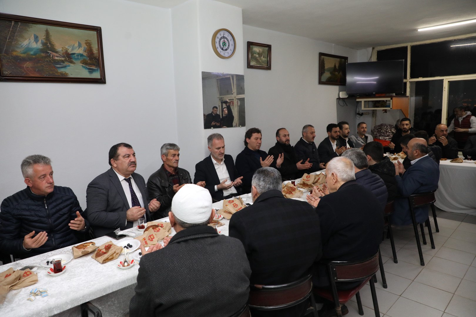 Bereket sofrasının finali Cerrah’ta yapıldı