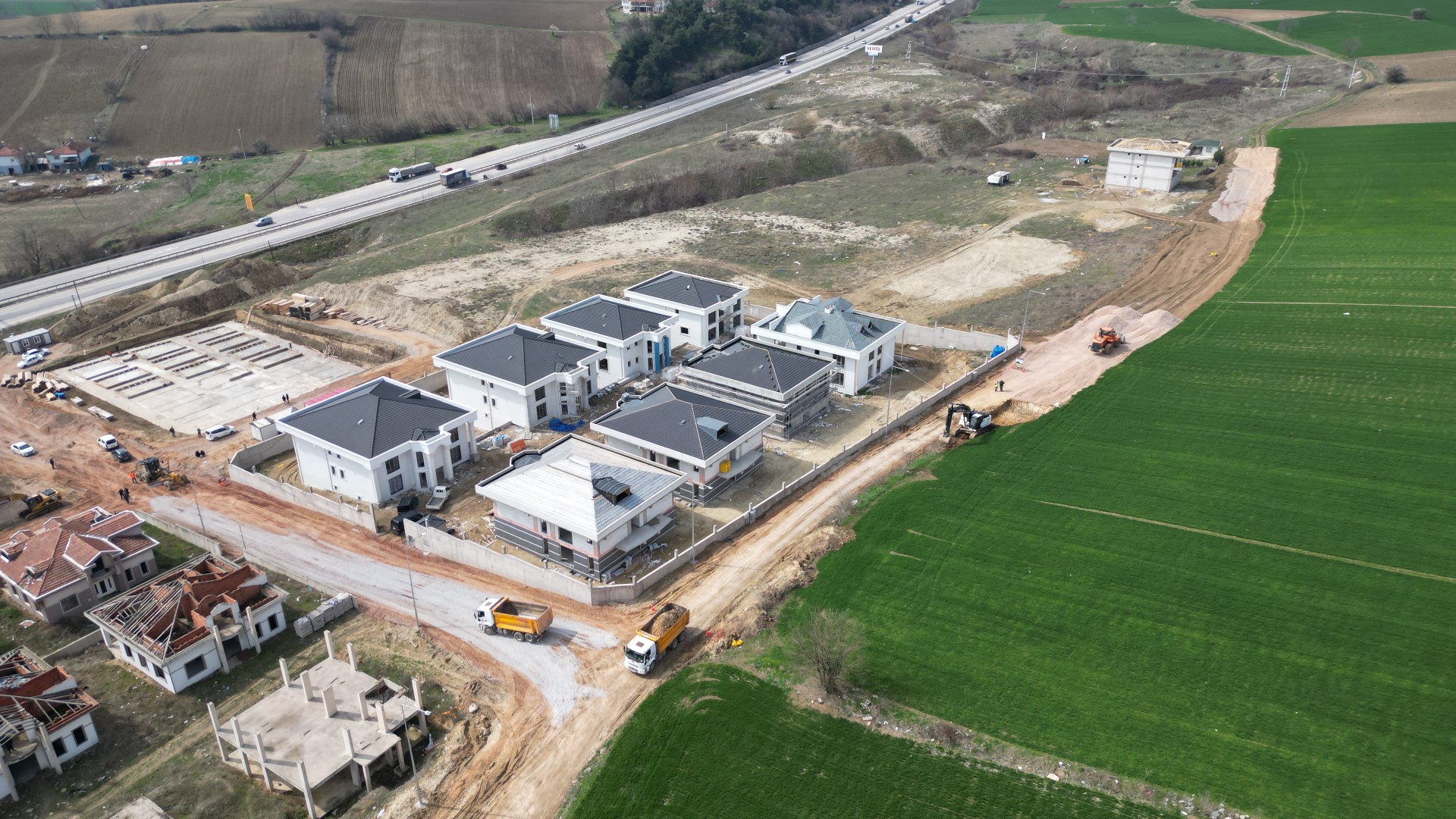 İnegöl’de yeni yollar açılıyor