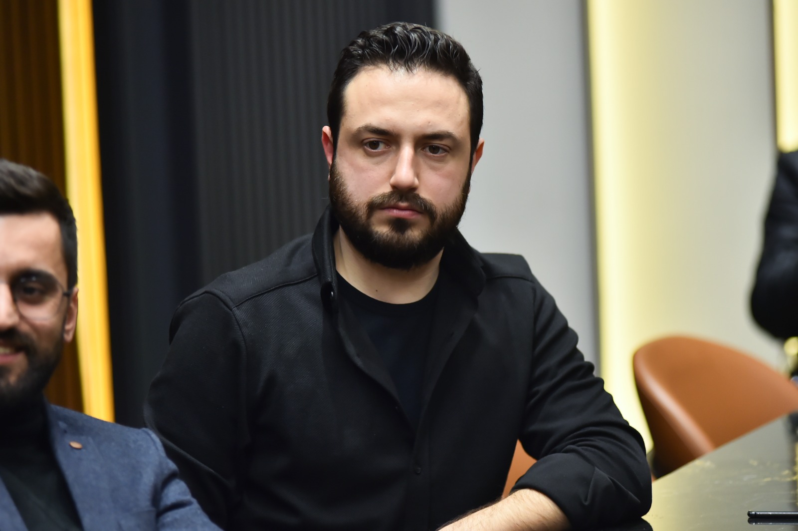 Gençlerin ve bayanların maç biletleri yönetimden