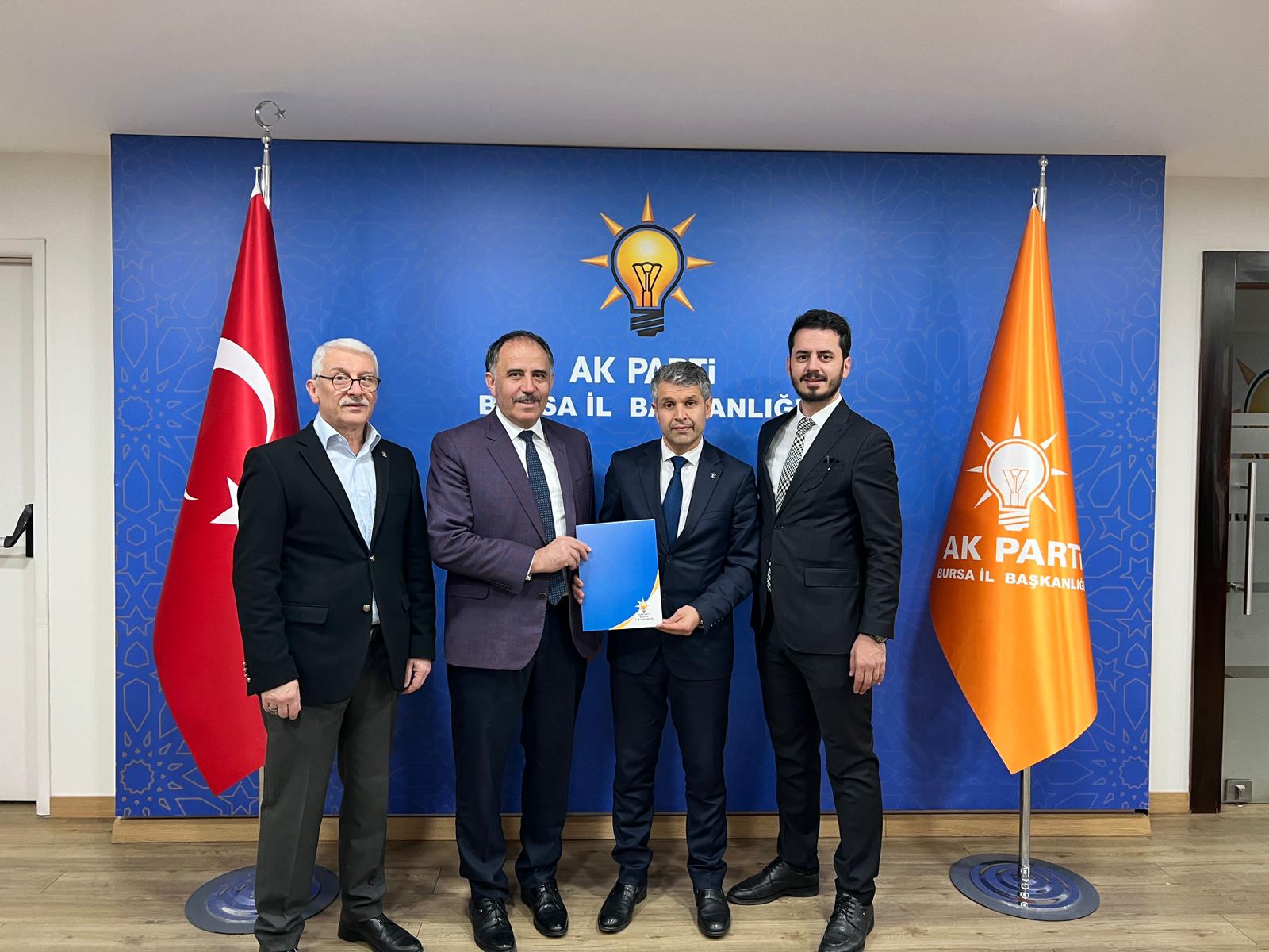 Yurttutan dosyasını teslim etti