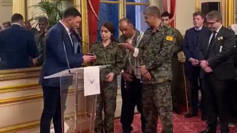 Teröristleri Senatoda ağırlayan Fransa’dan akıllara zarar savunma: Hükümeti bağlamıyor