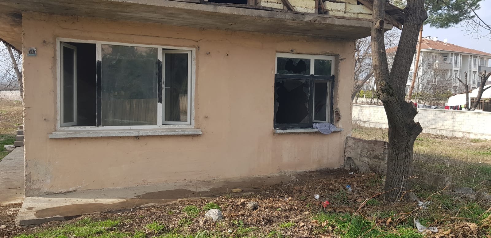 Sigaranın neden olduğu yangın büyümeden söndürüldü